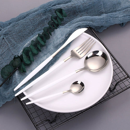 Winter Time Flatware Set