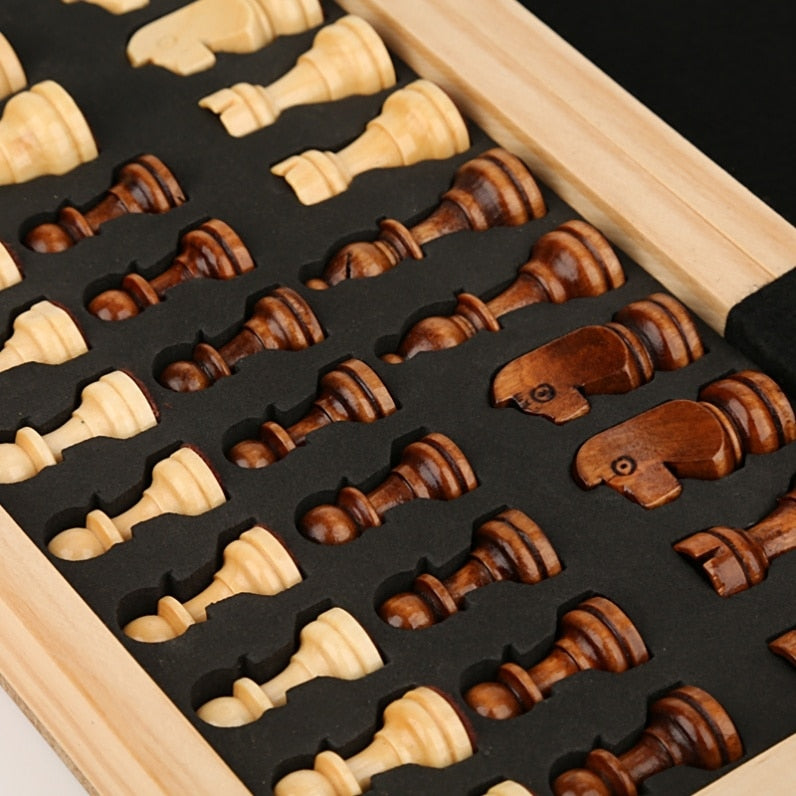 Magnetic Wooden Chess Set
