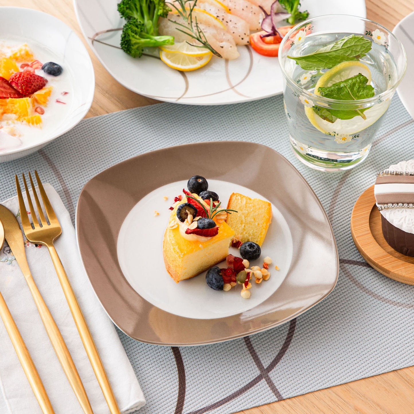 White Stoneware Ceramic Dinnerware Set for 6 12 SKU 70028