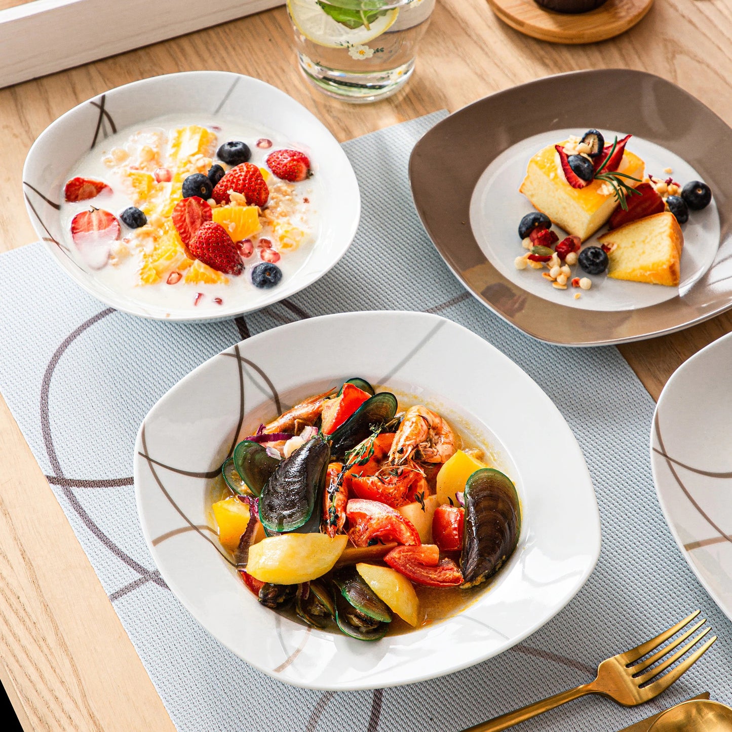 White Stoneware Ceramic Dinnerware Set for 6 12 SKU 70028