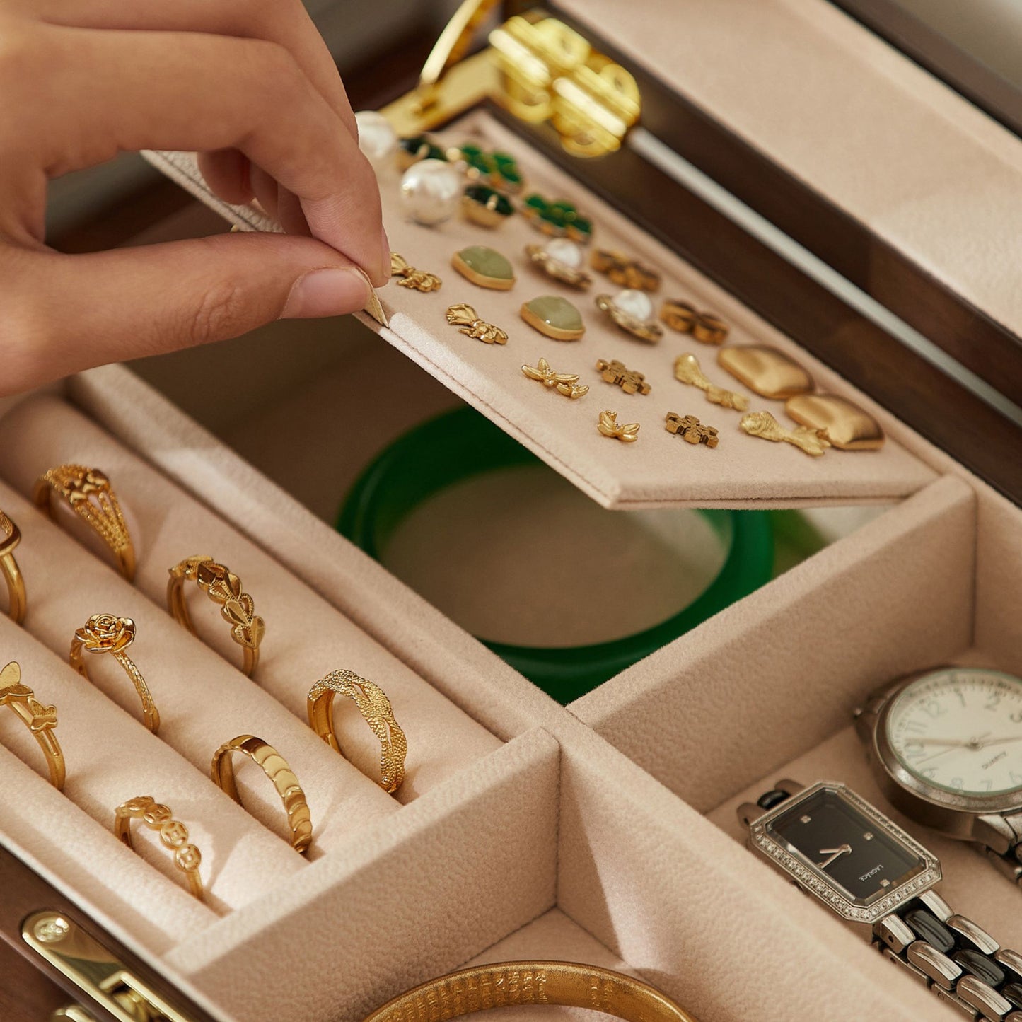 Lockable Wooden Jewelry Box with Clear Lid and Drawer SKU 21187
