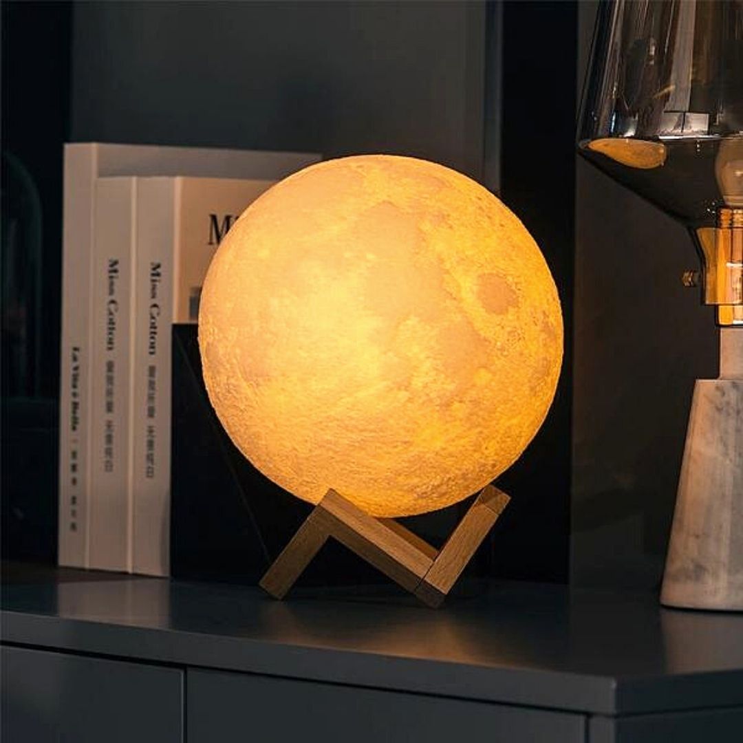 Fantasy Moon Lamp