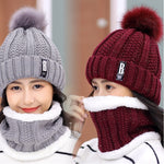 Women's Knitted Beanie with Neck Warmer
